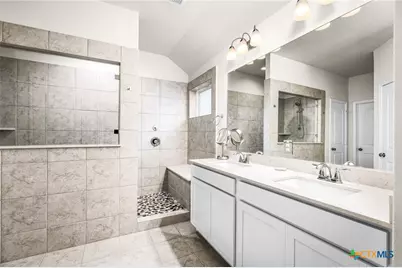 2263 Bluewood Street, New Braunfels, TX 78132 - Photo 23