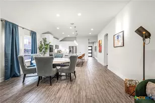 2263 Bluewood St, New Braunfels, TX 78132 - Photo 15