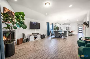 2263 Bluewood St, New Braunfels, TX 78132 - Photo 13