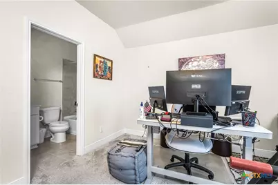 2263 Bluewood Street, New Braunfels, TX 78132 - Photo 31