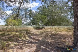 11915 FM86, Lockhart, TX 78644 - Photo 23