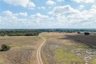 11915 FM86, Lockhart, TX 78644 - Photo 25