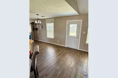 809 Buttercup Drive, Edna, TX 77957 - Photo 7