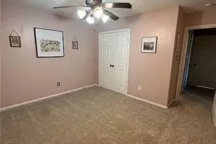 809 Buttercup Dr, Edna, TX 77957 - Photo 11