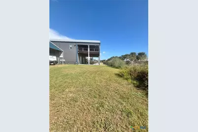 501 W Maple Street, Port O'Connor, TX 77982 - Photo 15
