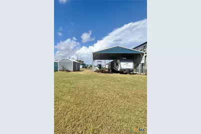 501 W Maple Street, Port O'Connor, TX 77982 - Photo 11