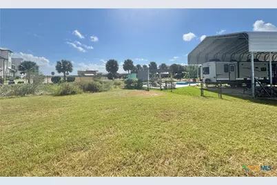 501 W Maple Street, Port O'Connor, TX 77982 - Photo 17