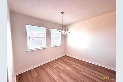 509 Christopher Cove, Lockhart, TX 78644 - Photo 19