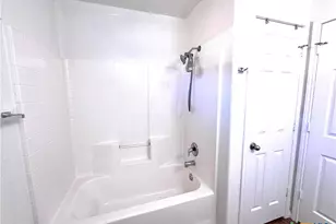 509 Christopher Cove, Lockhart, TX 78644 - Photo 31