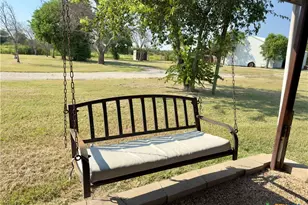 12485 Wortham Bend Rd, Waco, TX 76708 - Photo 5