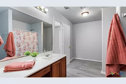 8619 Key North Way, Converse, TX 78109 - Photo 15