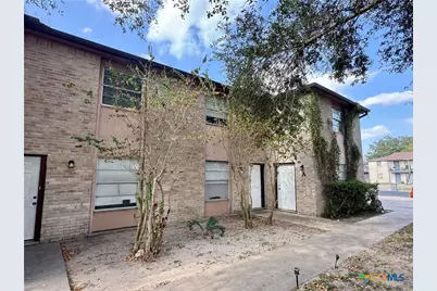 131 Regency Avenue, Victoria, TX 77904 - Photo 3