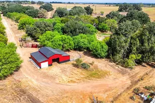 2141 County Rd 132, Floresville, TX 78114 - Photo 41