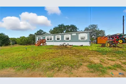 2141 County Road 132, Floresville, TX 78114 - Photo 3