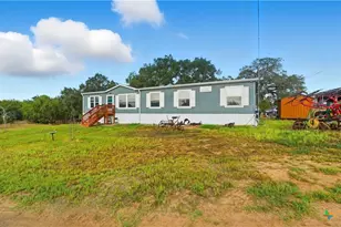 2141 County Rd 132, Floresville, TX 78114 - Photo 3