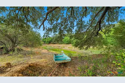 2141 County Road 132, Floresville, TX 78114 - Photo 27