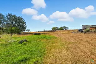 2141 County Rd 132, Floresville, TX 78114 - Photo 35