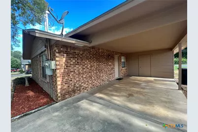 343 Bobolink Drive, New Braunfels, TX 78130 - Photo 17