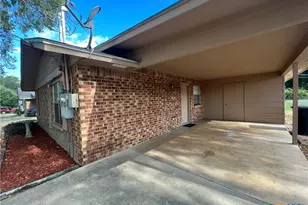 343 Bobolink Dr, New Braunfels, TX 78130 - Photo 17