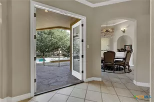 9752 Trophy Oaks Dr, San Antonio, TX 78266 - Photo 19