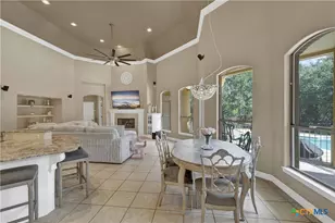 9752 Trophy Oaks Dr, San Antonio, TX 78266 - Photo 9