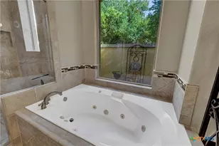 9752 Trophy Oaks Dr, San Antonio, TX 78266 - Photo 27