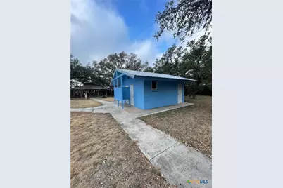 725 Canyon Circle Drive, Canyon Lake, TX 78133 - Photo 21