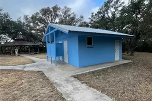 725 Canyon Cir Dr, Canyon Lake, TX 78133 - Photo 21