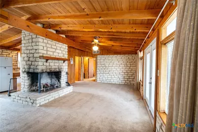 725 Canyon Circle Drive, Canyon Lake, TX 78133 - Photo 5