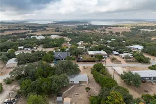 725 Canyon Cir Dr, Canyon Lake, TX 78133 - Photo 17