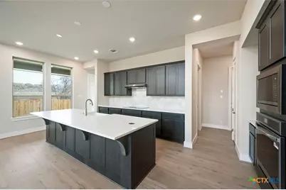 237 Lacey Oak, Castroville, TX 78009 - Photo 3