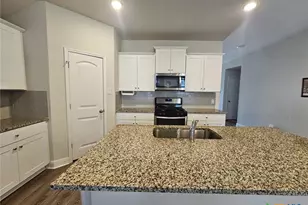 1432 Acorn Wood, Seguin, TX 78155 - Photo 9