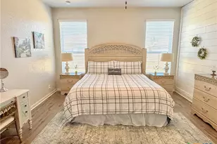 477 Centinela St, New Braunfels, TX 78130 - Photo 11