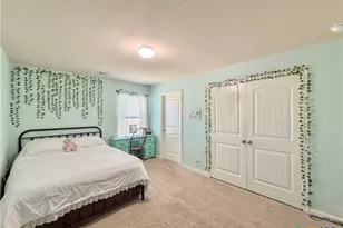 477 Centinela St, New Braunfels, TX 78130 - Photo 15