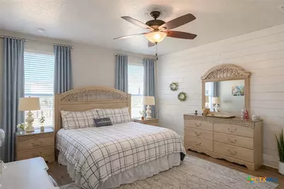 477 Centinela Street, New Braunfels, TX 78130 - Photo 9