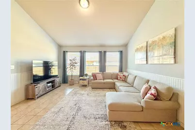 477 Centinela Street, New Braunfels, TX 78130 - Photo 3