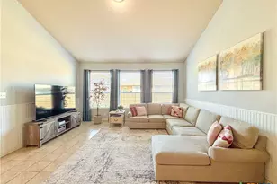 477 Centinela St, New Braunfels, TX 78130 - Photo 3