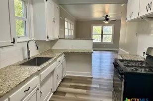 607 Park St, Gatesville, TX 76528 - Photo 5