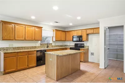 9723 Dahlia, Helotes, TX 78023 - Photo 19