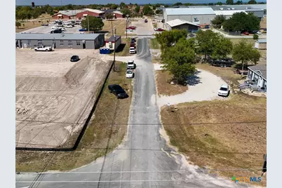 206 N 6th Street, Jarrell, TX 76537 - Photo 29