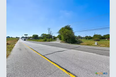 206 N 6th Street, Jarrell, TX 76537 - Photo 15