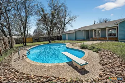 104 East Avenue, Florence, TX 76527 - Photo 19