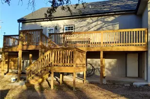 309 N 10th St, Gatesville, TX 76528 - Photo 25