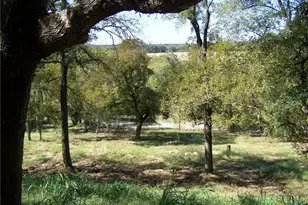 309 N 10th St, Gatesville, TX 76528 - Photo 3