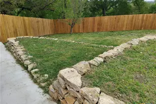 309 N 10th St, Gatesville, TX 76528 - Photo 31