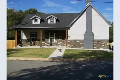 309 N 10th Street, Gatesville, TX 76528 - Photo 1