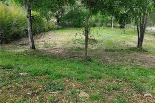 309 N 10th St, Gatesville, TX 76528 - Photo 37