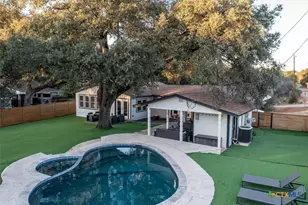 301 W Briarway Dr, Granite Shoals, TX 78654 - Photo 1