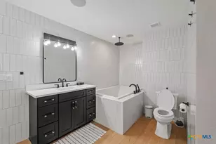 301 W Briarway Dr, Granite Shoals, TX 78654 - Photo 15