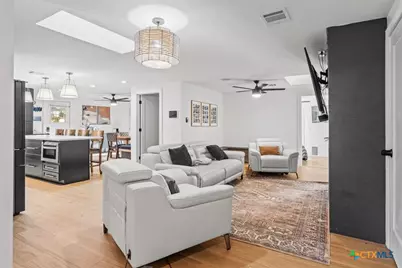 301 W Briarway Drive, Granite Shoals, TX 78654 - Photo 3